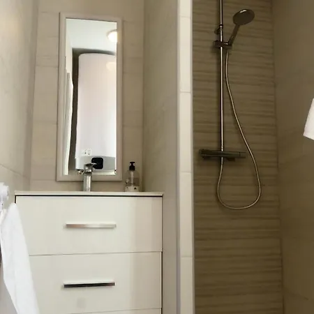 公寓 Apartamento Entero-playa De Riazor Amplio Y Soleado