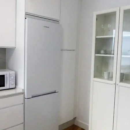 Apartamento Entero-playa De Riazor Amplio Y Soleado *